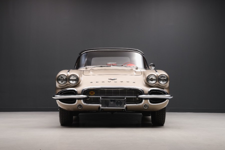 1961 Chevrolet Corvette 283/315 Fuelie, available for sale in North Salem, New York | Meccanic Shop North Inc. North Salem, New York 1961 Chevrolet Corvette 283/315 Fuelie, available for sale in North Salem, New York | Meccanic Shop North Inc. North Salem, New York