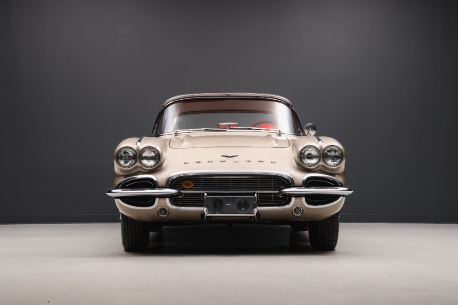 1961 Chevrolet Corvette 283/315 Fuelie, available for sale in North Salem, New York | Meccanic Shop North Inc. North Salem, New York 1961 Chevrolet Corvette 283/315 Fuelie, available for sale in North Salem, New York | Meccanic Shop North Inc. North Salem, New York