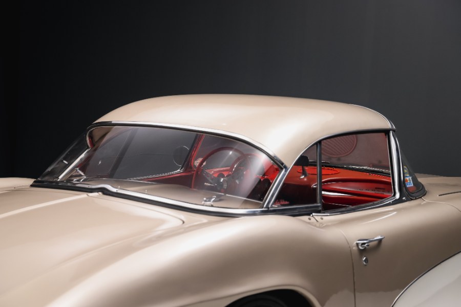 1961 Chevrolet Corvette 283/315 Fuelie, available for sale in North Salem, New York | Meccanic Shop North Inc. North Salem, New York 1961 Chevrolet Corvette 283/315 Fuelie, available for sale in North Salem, New York | Meccanic Shop North Inc. North Salem, New York
