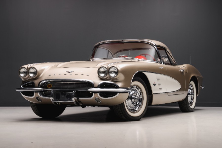1961 Chevrolet Corvette 283/315 Fuelie, available for sale in North Salem, New York | Meccanic Shop North Inc. North Salem, New York 1961 Chevrolet Corvette 283/315 Fuelie, available for sale in North Salem, New York | Meccanic Shop North Inc. North Salem, New York