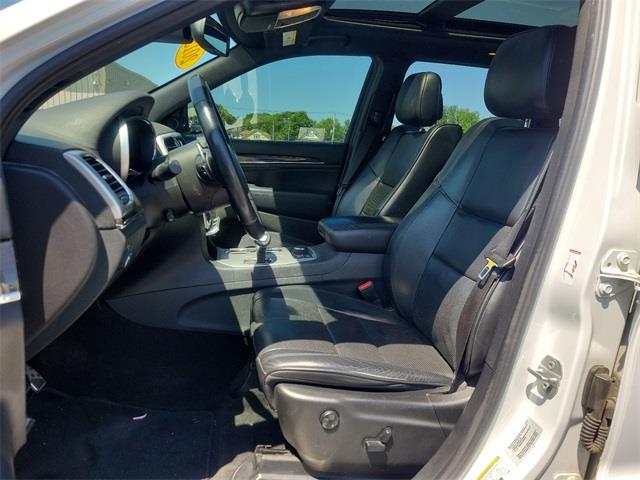 2015 Jeep Grand Cherokee Overland, available for sale in Stratford, Connecticut | Wiz Leasing Inc. Stratford, Connecticut 2015 Jeep Grand Cherokee Overland, available for sale in Stratford, Connecticut | Wiz Leasing Inc. Stratford, Connecticut