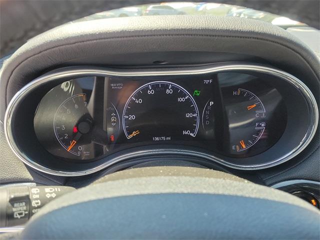 2015 Jeep Grand Cherokee Overland, available for sale in Stratford, Connecticut | Wiz Leasing Inc. Stratford, Connecticut 2015 Jeep Grand Cherokee Overland, available for sale in Stratford, Connecticut | Wiz Leasing Inc. Stratford, Connecticut