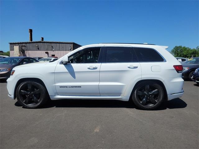 2015 Jeep Grand Cherokee Overland, available for sale in Stratford, Connecticut | Wiz Leasing Inc. Stratford, Connecticut 2015 Jeep Grand Cherokee Overland, available for sale in Stratford, Connecticut | Wiz Leasing Inc. Stratford, Connecticut