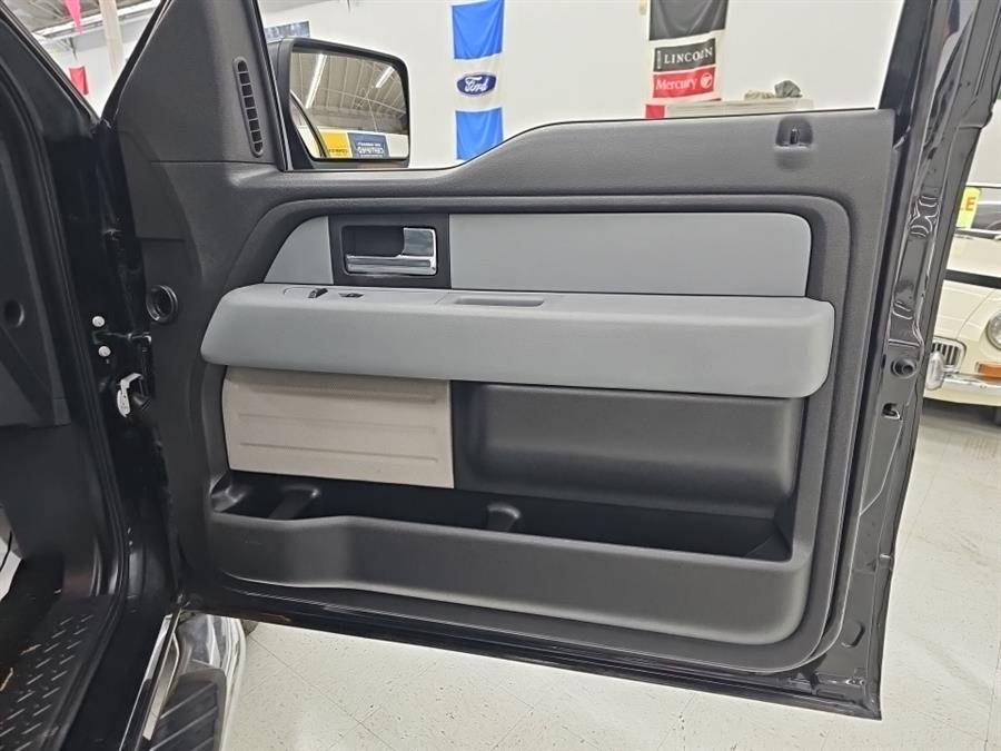2014 Ford F-150 4WD SuperCab 145" XLT, available for sale in West Haven, Connecticut | Auto Fair Inc.. West Haven, Connecticut 2014 Ford F-150 4WD SuperCab 145" XLT, available for sale in West Haven, Connecticut | Auto Fair Inc.. West Haven, Connecticut