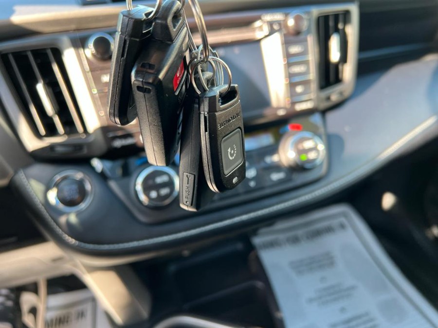 2017 Toyota RAV4 XLE AWD (Natl) KEYLESS, available for sale in Peabody, Massachusetts | New Star Motors. Peabody, Massachusetts 2017 Toyota RAV4 XLE AWD (Natl) KEYLESS, available for sale in Peabody, Massachusetts | New Star Motors. Peabody, Massachusetts