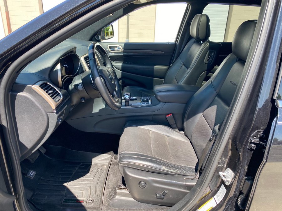 2015 Jeep Grand Cherokee 4WD 4dr Summit, available for sale in West Springfield, Massachusetts | Union Street Auto Sales. West Springfield, Massachusetts 2015 Jeep Grand Cherokee 4WD 4dr Summit, available for sale in West Springfield, Massachusetts | Union Street Auto Sales. West Springfield, Massachusetts