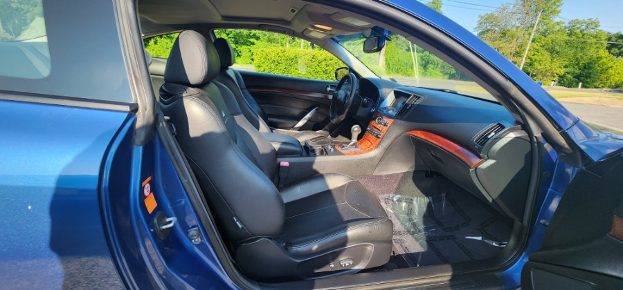 2009 Infiniti G37 Coupe 2dr x AWD, available for sale in East Windsor, Connecticut | Toro Auto. East Windsor, Connecticut 2009 Infiniti G37 Coupe 2dr x AWD, available for sale in East Windsor, Connecticut | Toro Auto. East Windsor, Connecticut