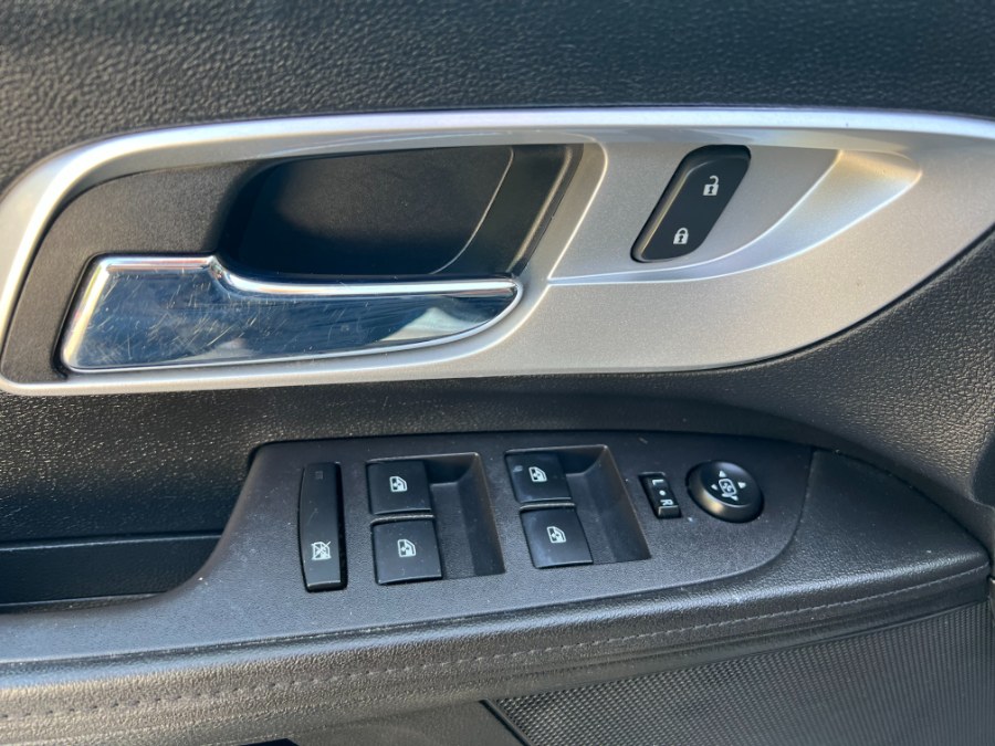 2016 Chevrolet Equinox AWD 4dr LT, available for sale in Bristol, Connecticut | Bristol Auto Center LLC. Bristol, Connecticut 2016 Chevrolet Equinox AWD 4dr LT, available for sale in Bristol, Connecticut | Bristol Auto Center LLC. Bristol, Connecticut
