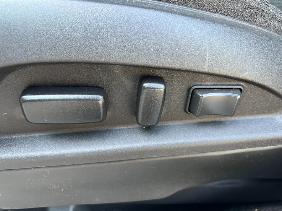 2016 Chevrolet Equinox AWD 4dr LT, available for sale in Bristol, Connecticut | Bristol Auto Center LLC. Bristol, Connecticut 2016 Chevrolet Equinox AWD 4dr LT, available for sale in Bristol, Connecticut | Bristol Auto Center LLC. Bristol, Connecticut