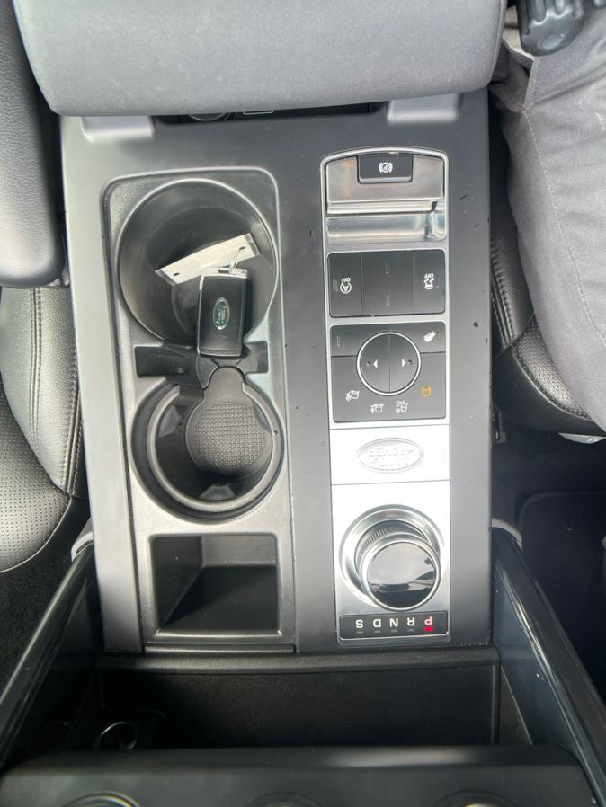 2020 Land Rover Discovery SE, available for sale in Waterbury, Connecticut | Prestige Auto Superstore. Waterbury, Connecticut 2020 Land Rover Discovery SE, available for sale in Waterbury, Connecticut | Prestige Auto Superstore. Waterbury, Connecticut