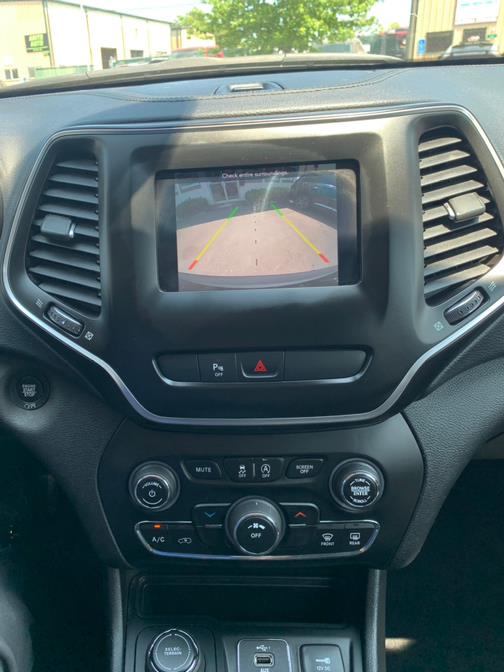 2019 Jeep Cherokee Latitude Plus, available for sale in Waterbury, Connecticut | Prestige Auto Superstore. Waterbury, Connecticut 2019 Jeep Cherokee Latitude Plus, available for sale in Waterbury, Connecticut | Prestige Auto Superstore. Waterbury, Connecticut