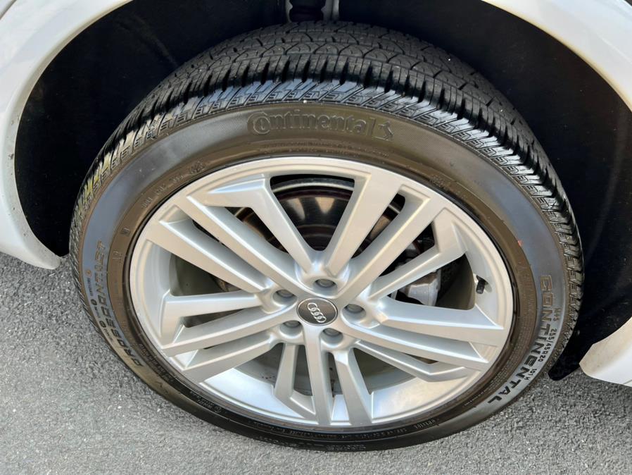 2019 Audi Q5 Premium Plus 45 TFSI quattro, available for sale in Berlin, Connecticut | Tru Auto Mall. Berlin, Connecticut 2019 Audi Q5 Premium Plus 45 TFSI quattro, available for sale in Berlin, Connecticut | Tru Auto Mall. Berlin, Connecticut