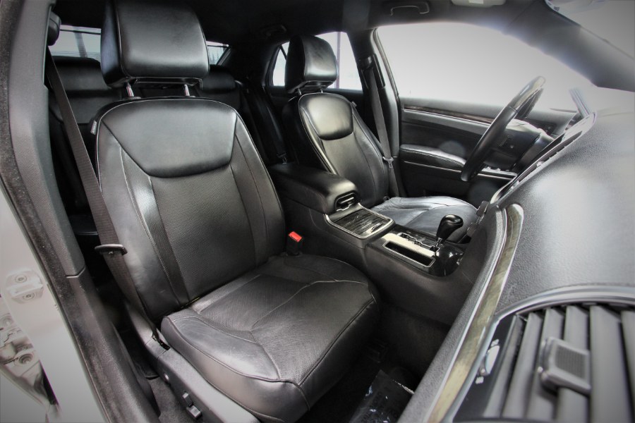 2012 Chrysler 300 4dr Sdn V8 300C AWD, available for sale in Garden Grove, California | 1 Stop Auto Mart Inc.. Garden Grove, California 2012 Chrysler 300 4dr Sdn V8 300C AWD, available for sale in Garden Grove, California | 1 Stop Auto Mart Inc.. Garden Grove, California