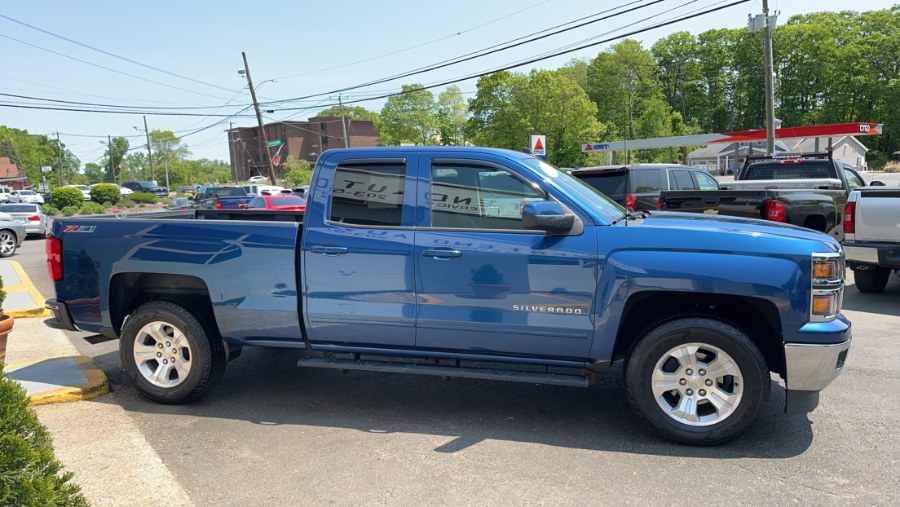2015 Chevrolet Silverado 1500 4WD Double Cab 143.5" LT w/1LT, available for sale in Waterbury, Connecticut | West End Automotive Center. Waterbury, Connecticut 2015 Chevrolet Silverado 1500 4WD Double Cab 143.5" LT w/1LT, available for sale in Waterbury, Connecticut | West End Automotive Center. Waterbury, Connecticut