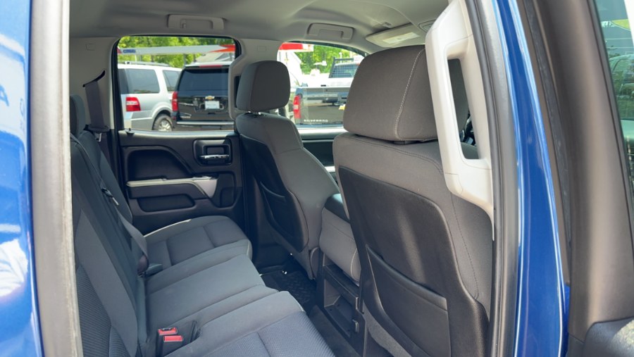 2015 Chevrolet Silverado 1500 4WD Double Cab 143.5" LT w/1LT, available for sale in Waterbury, Connecticut | West End Automotive Center. Waterbury, Connecticut 2015 Chevrolet Silverado 1500 4WD Double Cab 143.5" LT w/1LT, available for sale in Waterbury, Connecticut | West End Automotive Center. Waterbury, Connecticut