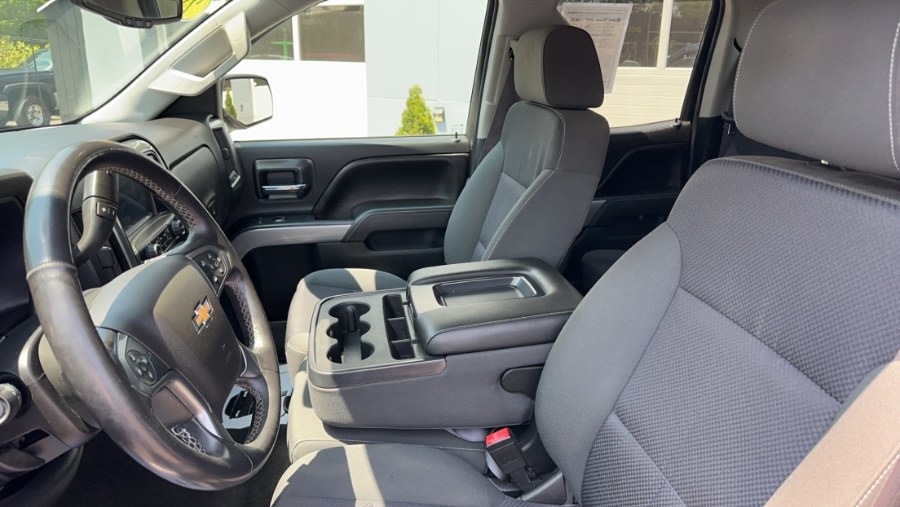 2015 Chevrolet Silverado 1500 4WD Double Cab 143.5" LT w/1LT, available for sale in Waterbury, Connecticut | West End Automotive Center. Waterbury, Connecticut 2015 Chevrolet Silverado 1500 4WD Double Cab 143.5" LT w/1LT, available for sale in Waterbury, Connecticut | West End Automotive Center. Waterbury, Connecticut