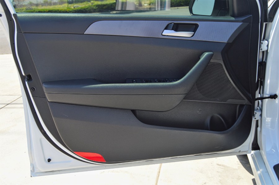 2018 Hyundai Sonata SE 2.4L SULEV, available for sale in Moreno Valley, California | Fusion Motors Inc. Moreno Valley, California 2018 Hyundai Sonata SE 2.4L SULEV, available for sale in Moreno Valley, California | Fusion Motors Inc. Moreno Valley, California