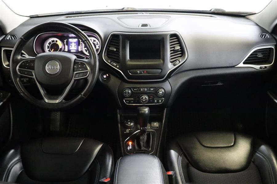 2019 Jeep Cherokee LATITUDE PLUS, available for sale in Paterson, New Jersey | Fast Track Motors. Paterson, New Jersey 2019 Jeep Cherokee LATITUDE PLUS, available for sale in Paterson, New Jersey | Fast Track Motors. Paterson, New Jersey