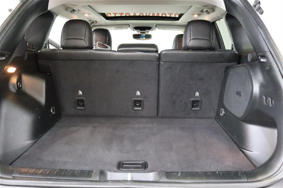 2019 Jeep Cherokee LATITUDE PLUS, available for sale in Paterson, New Jersey | Fast Track Motors. Paterson, New Jersey 2019 Jeep Cherokee LATITUDE PLUS, available for sale in Paterson, New Jersey | Fast Track Motors. Paterson, New Jersey