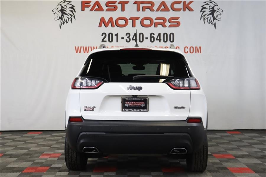 2019 Jeep Cherokee LATITUDE PLUS, available for sale in Paterson, New Jersey | Fast Track Motors. Paterson, New Jersey 2019 Jeep Cherokee LATITUDE PLUS, available for sale in Paterson, New Jersey | Fast Track Motors. Paterson, New Jersey