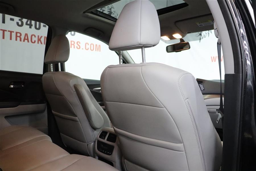 2016 Honda Pilot EXL, available for sale in Paterson, New Jersey | Fast Track Motors. Paterson, New Jersey 2016 Honda Pilot EXL, available for sale in Paterson, New Jersey | Fast Track Motors. Paterson, New Jersey