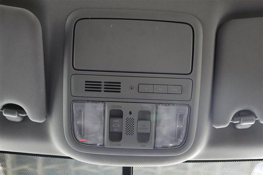 2016 Honda Pilot EXL, available for sale in Paterson, New Jersey | Fast Track Motors. Paterson, New Jersey 2016 Honda Pilot EXL, available for sale in Paterson, New Jersey | Fast Track Motors. Paterson, New Jersey