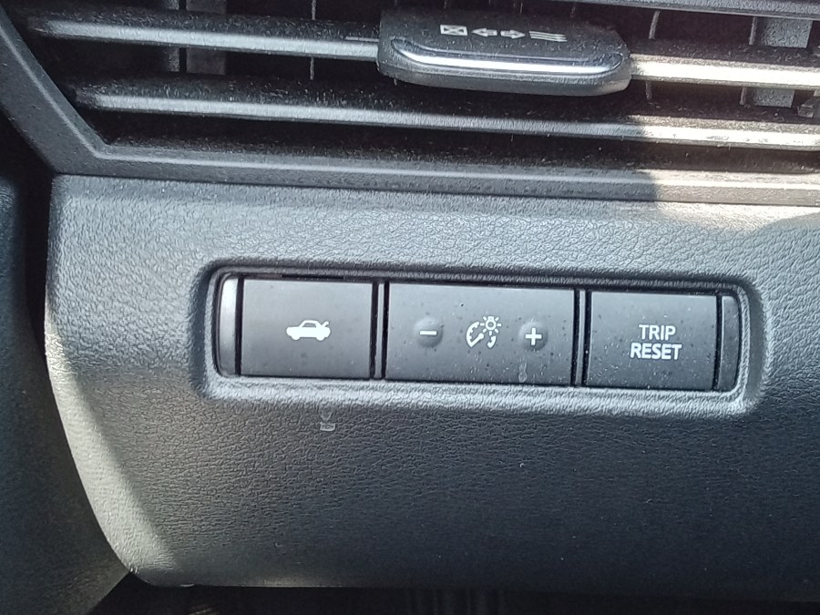 2022 Nissan Altima 2.5 SR Sedan, available for sale in Irvington, New Jersey | NJ Used Cars Center. Irvington, New Jersey 2022 Nissan Altima 2.5 SR Sedan, available for sale in Irvington, New Jersey | NJ Used Cars Center. Irvington, New Jersey
