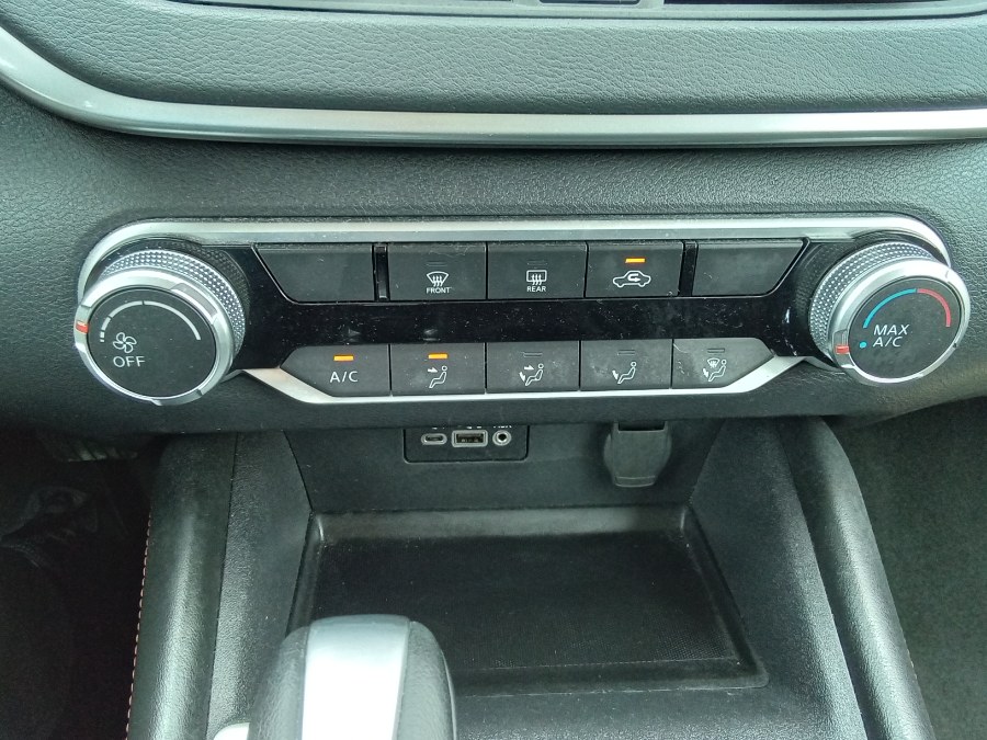 2022 Nissan Altima 2.5 SR Sedan, available for sale in Irvington, New Jersey | NJ Used Cars Center. Irvington, New Jersey 2022 Nissan Altima 2.5 SR Sedan, available for sale in Irvington, New Jersey | NJ Used Cars Center. Irvington, New Jersey