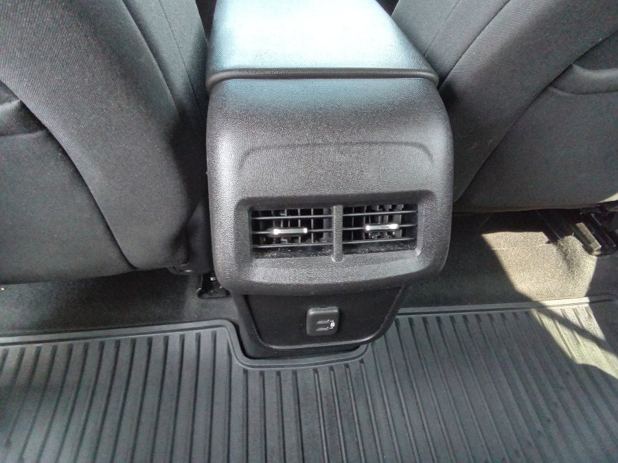 2019 Chevrolet Equinox AWD 4dr LT w/1LT, available for sale in Irvington, New Jersey | NJ Used Cars Center. Irvington, New Jersey 2019 Chevrolet Equinox AWD 4dr LT w/1LT, available for sale in Irvington, New Jersey | NJ Used Cars Center. Irvington, New Jersey