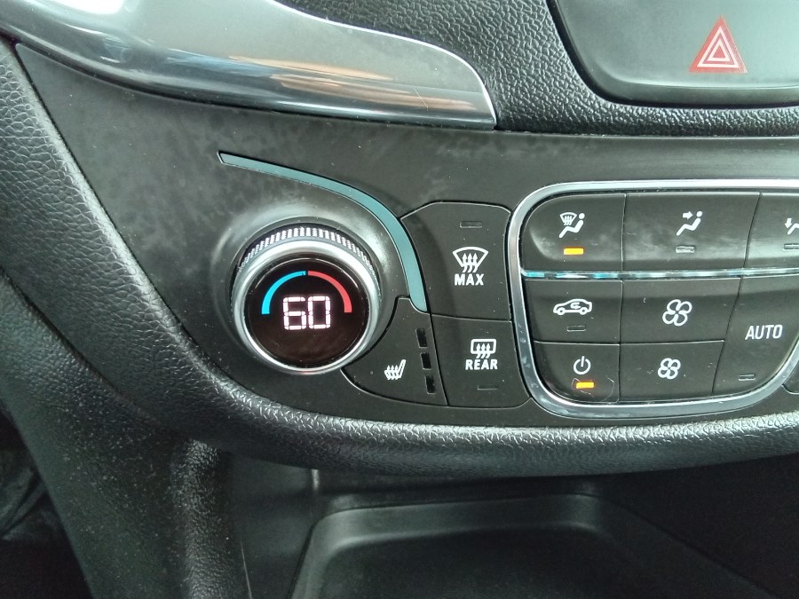 2019 Chevrolet Equinox AWD 4dr LT w/1LT, available for sale in Irvington, New Jersey | NJ Used Cars Center. Irvington, New Jersey 2019 Chevrolet Equinox AWD 4dr LT w/1LT, available for sale in Irvington, New Jersey | NJ Used Cars Center. Irvington, New Jersey