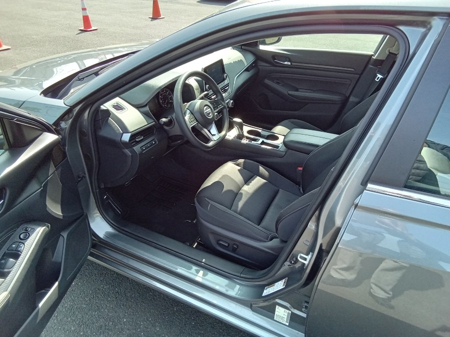2020 Nissan Altima 2.5 S Sedan, available for sale in Irvington, New Jersey | NJ Used Cars Center. Irvington, New Jersey 2020 Nissan Altima 2.5 S Sedan, available for sale in Irvington, New Jersey | NJ Used Cars Center. Irvington, New Jersey