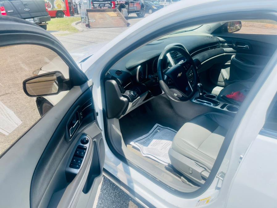 2015 Chevrolet Malibu 4dr Sdn LS w/1LS, available for sale in Orlando, Florida | 2 Car Pros. Orlando, Florida 2015 Chevrolet Malibu 4dr Sdn LS w/1LS, available for sale in Orlando, Florida | 2 Car Pros. Orlando, Florida