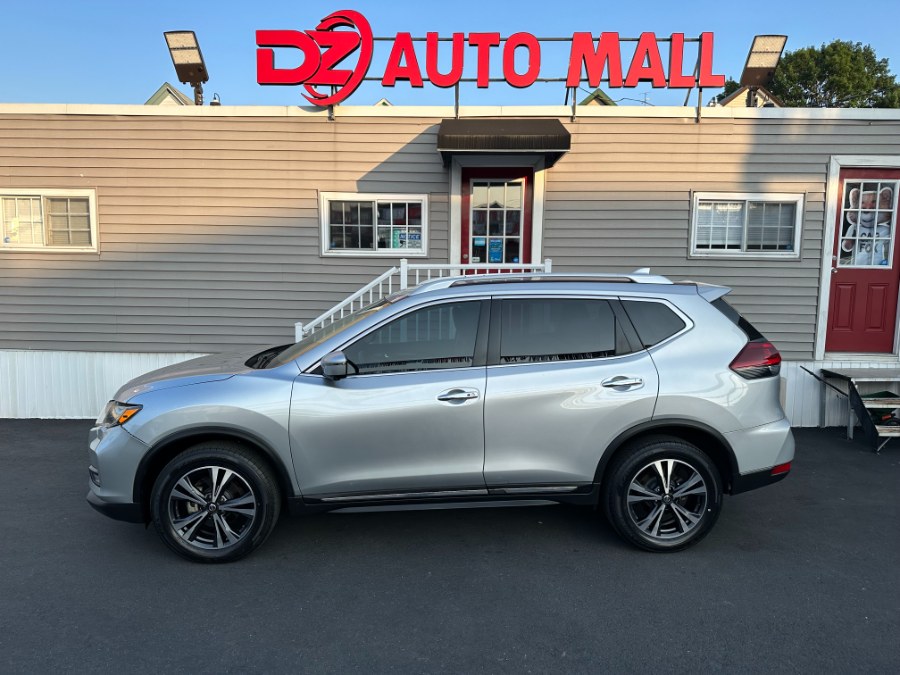 2018 Nissan Rogue AWD SL, available for sale in Paterson, New Jersey | DZ Automall. Paterson, New Jersey