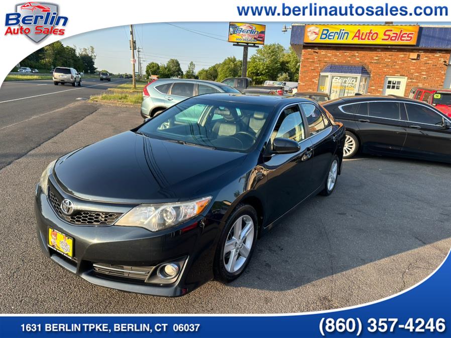 Used Toyota Camry 4dr Sdn I4 Auto SE (Natl) 2012 | Berlin Auto Sales LLC. Berlin, Connecticut