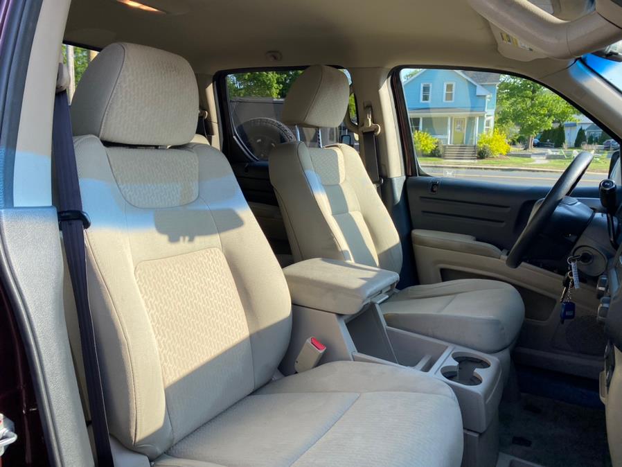2011 Honda Ridgeline 4WD Crew Cab RTS, available for sale in Canton, Connecticut | Lava Motors 2 Inc. Canton, Connecticut 2011 Honda Ridgeline 4WD Crew Cab RTS, available for sale in Canton, Connecticut | Lava Motors 2 Inc. Canton, Connecticut