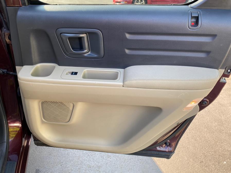 2011 Honda Ridgeline 4WD Crew Cab RTS, available for sale in Canton, Connecticut | Lava Motors 2 Inc. Canton, Connecticut 2011 Honda Ridgeline 4WD Crew Cab RTS, available for sale in Canton, Connecticut | Lava Motors 2 Inc. Canton, Connecticut