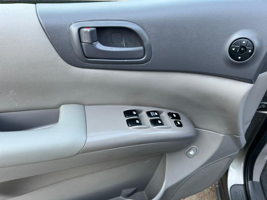 2012 Kia Sedona 4dr Wgn LX, available for sale in Berlin, Connecticut | Main Auto of Berlin. Berlin, Connecticut 2012 Kia Sedona 4dr Wgn LX, available for sale in Berlin, Connecticut | Main Auto of Berlin. Berlin, Connecticut