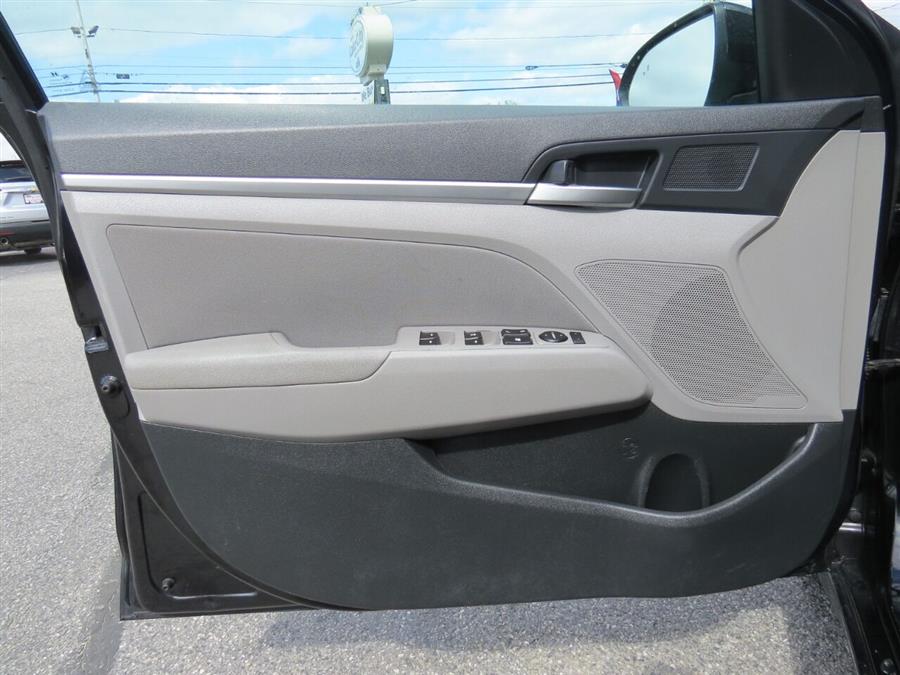 2020 Hyundai Elantra SEL 4dr Sedan, available for sale in Auburn, Maine | Lake City Exports Inc. Auburn, Maine 2020 Hyundai Elantra SEL 4dr Sedan, available for sale in Auburn, Maine | Lake City Exports Inc. Auburn, Maine