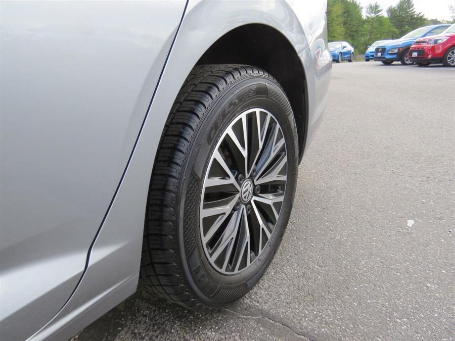 2019 Volkswagen Jetta SEL 4dr Sedan, available for sale in Auburn, Maine | Lake City Exports Inc. Auburn, Maine 2019 Volkswagen Jetta SEL 4dr Sedan, available for sale in Auburn, Maine | Lake City Exports Inc. Auburn, Maine