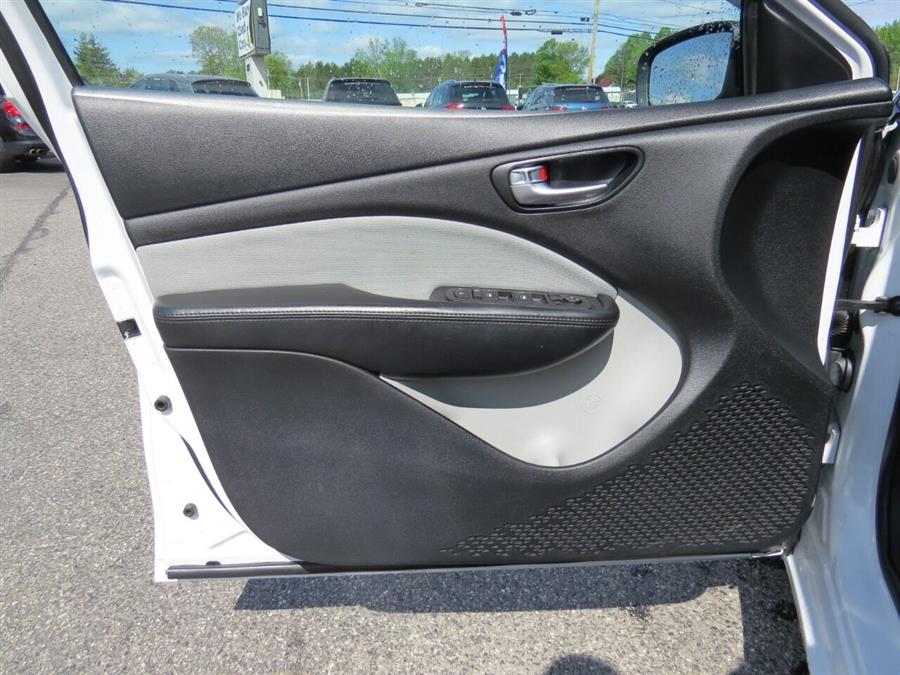 2016 Dodge Dart SXT 4dr Sedan, available for sale in Auburn, Maine | Lake City Exports Inc. Auburn, Maine 2016 Dodge Dart SXT 4dr Sedan, available for sale in Auburn, Maine | Lake City Exports Inc. Auburn, Maine