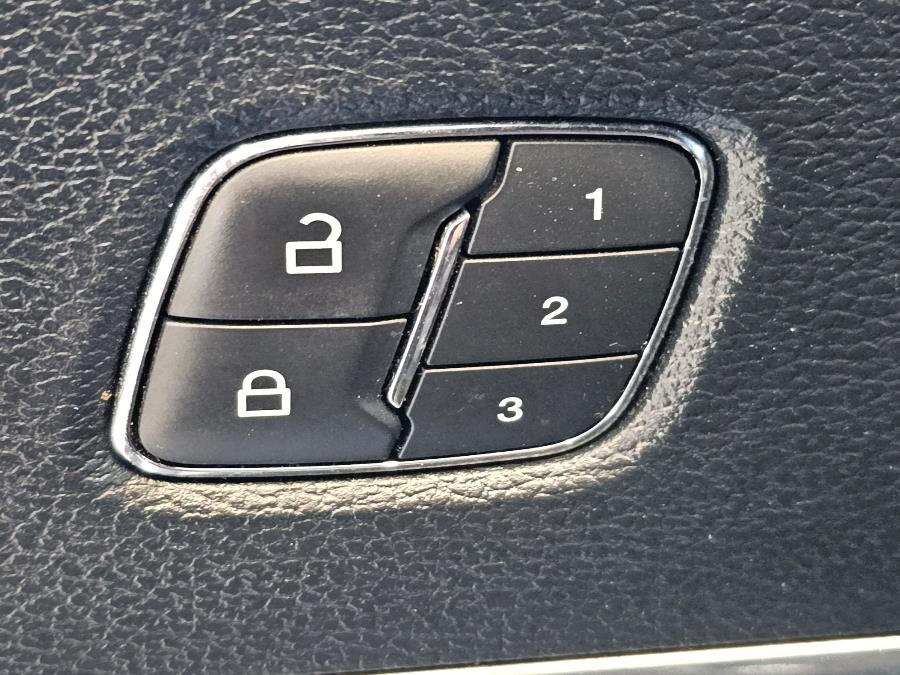 2020 Ford F-150 Platinum 4WD SuperCrew 5.5'' Box, available for sale in ELMONT, New York | 26 Motors Long Island. ELMONT, New York 2020 Ford F-150 Platinum 4WD SuperCrew 5.5'' Box, available for sale in ELMONT, New York | 26 Motors Long Island. ELMONT, New York