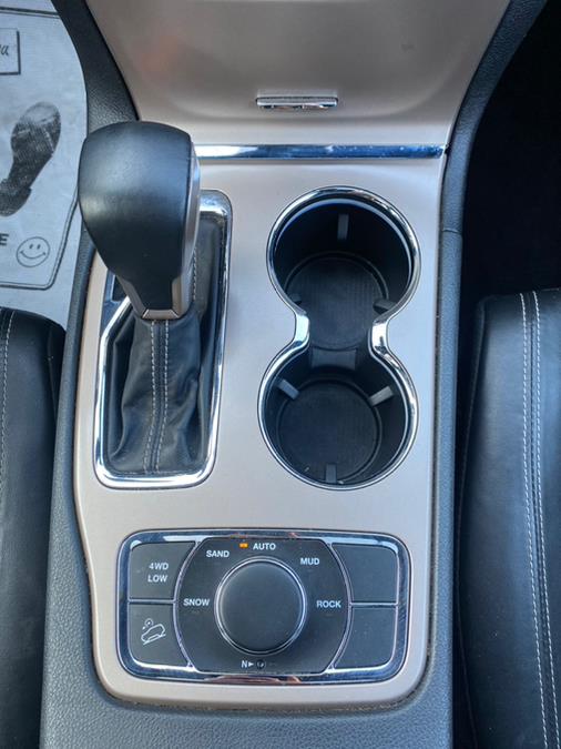 2017 Jeep Grand Cherokee Limited 4x4, available for sale in Paterson, New Jersey | Champion of Paterson. Paterson, New Jersey 2017 Jeep Grand Cherokee Limited 4x4, available for sale in Paterson, New Jersey | Champion of Paterson. Paterson, New Jersey