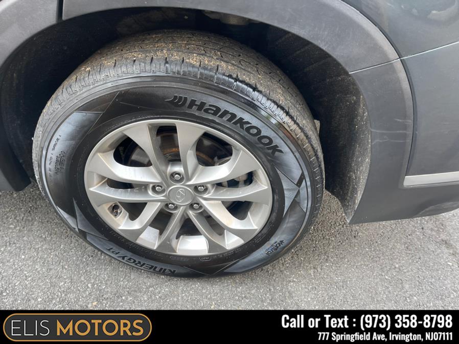 2019 Hyundai Santa Fe SE 2.4L Auto AWD, available for sale in Irvington, New Jersey | Elis Motors Corp. Irvington, New Jersey 2019 Hyundai Santa Fe SE 2.4L Auto AWD, available for sale in Irvington, New Jersey | Elis Motors Corp. Irvington, New Jersey
