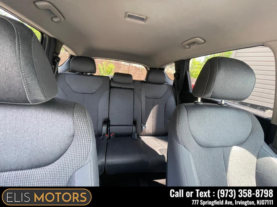2019 Hyundai Santa Fe SE 2.4L Auto AWD, available for sale in Irvington, New Jersey | Elis Motors Corp. Irvington, New Jersey 2019 Hyundai Santa Fe SE 2.4L Auto AWD, available for sale in Irvington, New Jersey | Elis Motors Corp. Irvington, New Jersey