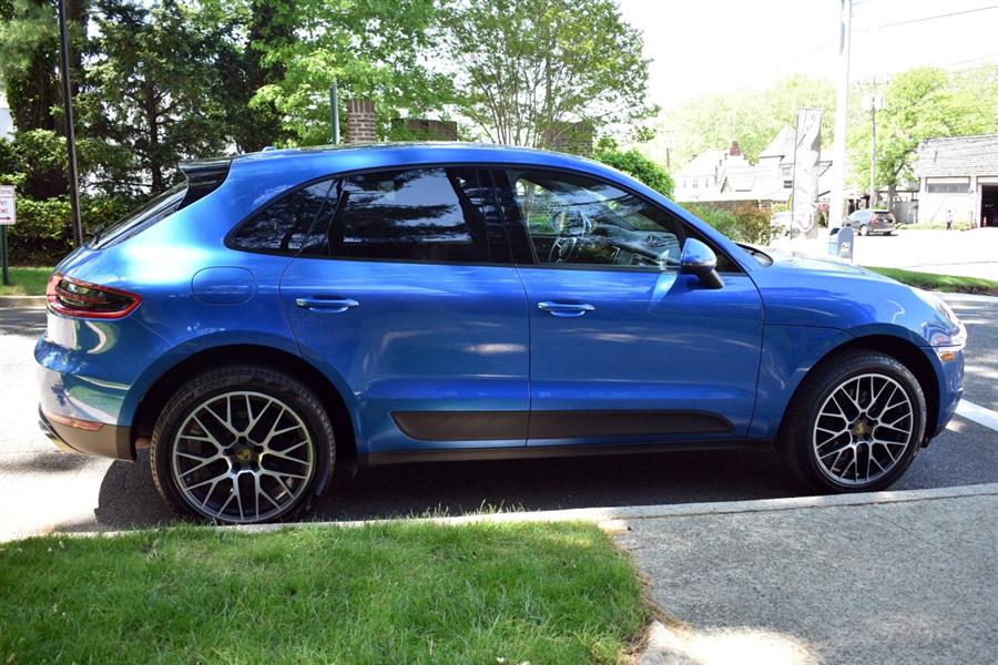 2018 Porsche Macan Base AWD 4dr SUV, available for sale in Great Neck, New York | Camy Cars. Great Neck, New York 2018 Porsche Macan Base AWD 4dr SUV, available for sale in Great Neck, New York | Camy Cars. Great Neck, New York