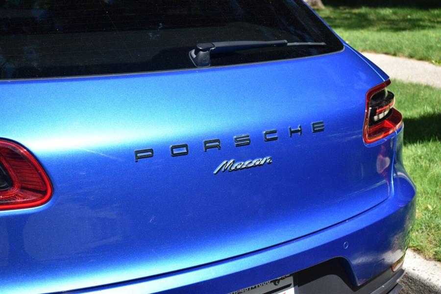 2018 Porsche Macan Base AWD 4dr SUV, available for sale in Great Neck, New York | Camy Cars. Great Neck, New York 2018 Porsche Macan Base AWD 4dr SUV, available for sale in Great Neck, New York | Camy Cars. Great Neck, New York