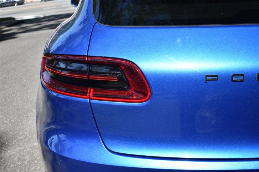 2018 Porsche Macan Base AWD 4dr SUV, available for sale in Great Neck, New York | Camy Cars. Great Neck, New York 2018 Porsche Macan Base AWD 4dr SUV, available for sale in Great Neck, New York | Camy Cars. Great Neck, New York