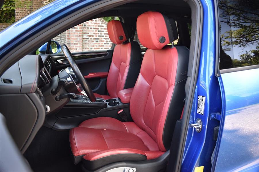 2018 Porsche Macan Base AWD 4dr SUV, available for sale in Great Neck, New York | Camy Cars. Great Neck, New York 2018 Porsche Macan Base AWD 4dr SUV, available for sale in Great Neck, New York | Camy Cars. Great Neck, New York