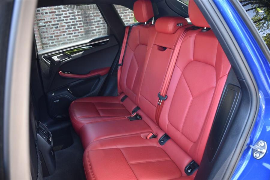 2018 Porsche Macan Base AWD 4dr SUV, available for sale in Great Neck, New York | Camy Cars. Great Neck, New York 2018 Porsche Macan Base AWD 4dr SUV, available for sale in Great Neck, New York | Camy Cars. Great Neck, New York