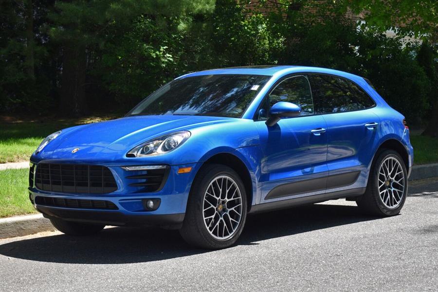 2018 Porsche Macan Base AWD 4dr SUV, available for sale in Great Neck, New York | Camy Cars. Great Neck, New York 2018 Porsche Macan Base AWD 4dr SUV, available for sale in Great Neck, New York | Camy Cars. Great Neck, New York